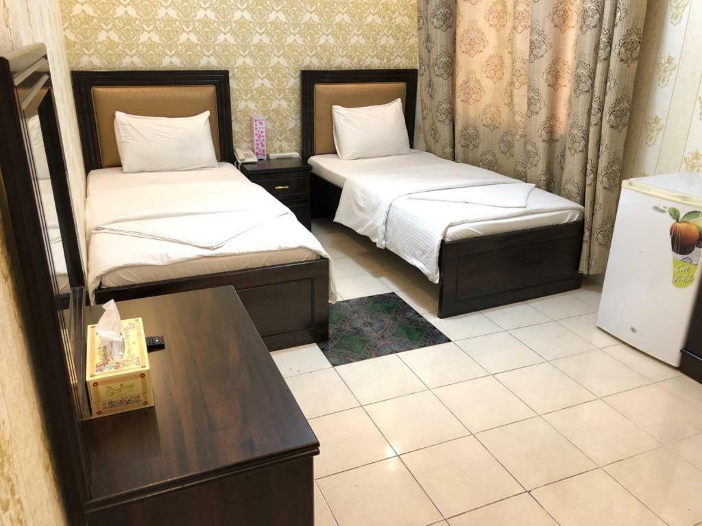 Tvs Hotel Dubai Eksteriør billede